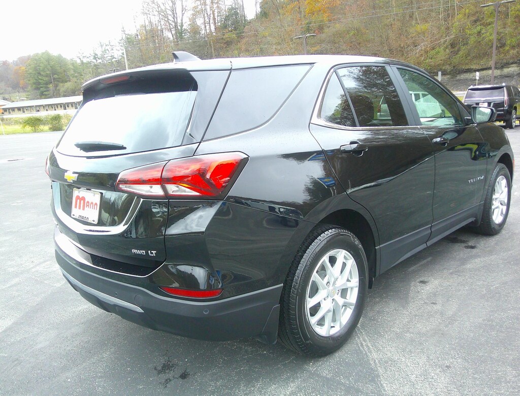 Used 2024 Chevrolet Equinox LT SUV