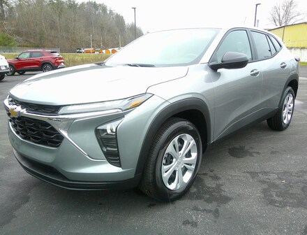 2026 Chevrolet Trax LS SUV