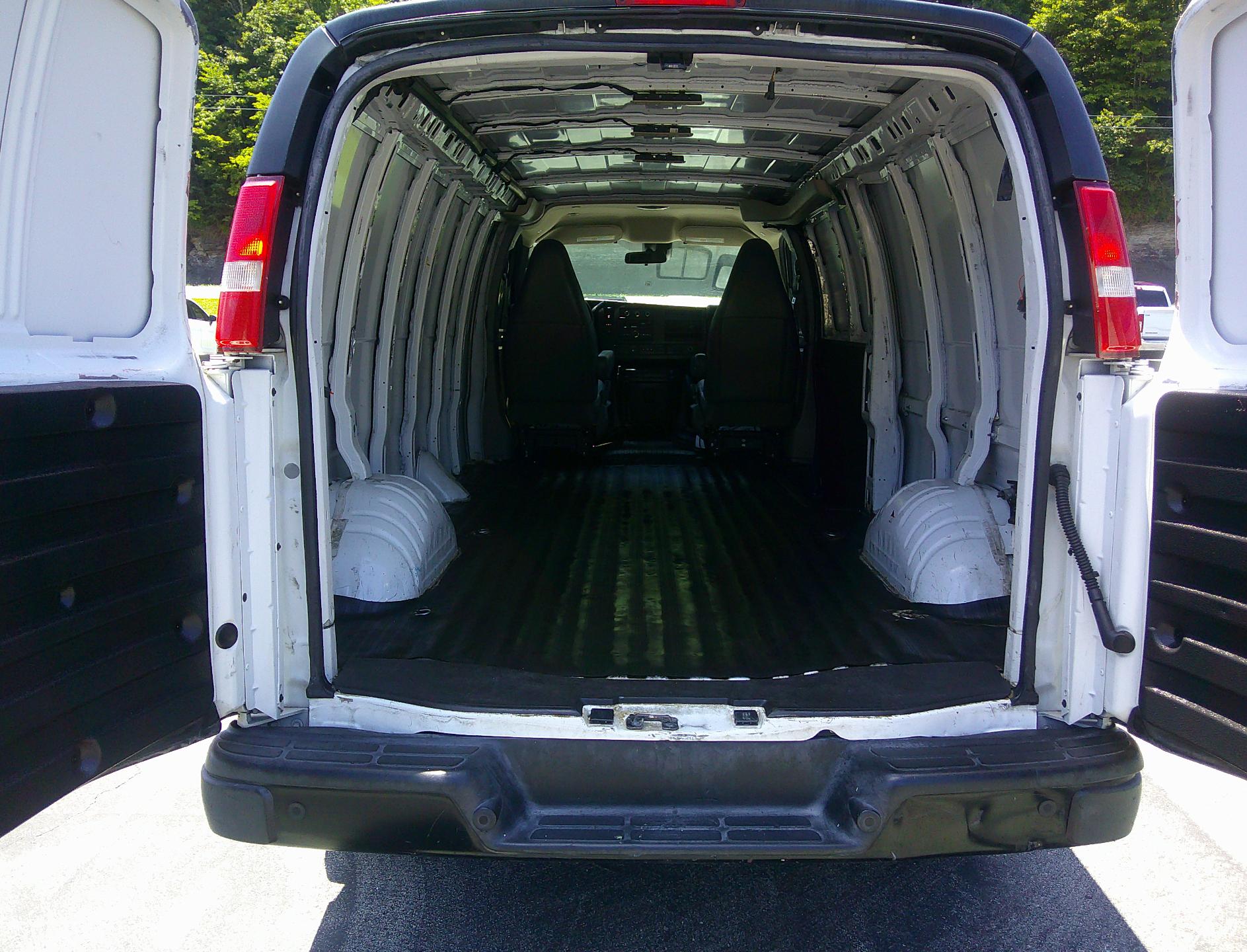 2020 Chevrolet Express Cargo Work Van - Photo 12