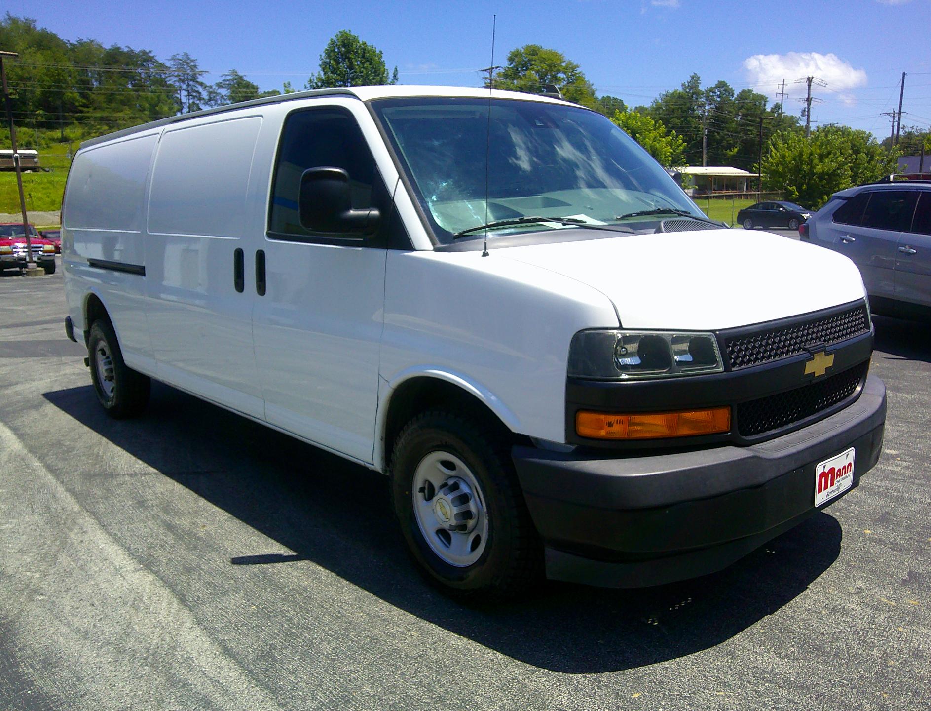 2020 Chevrolet Express Cargo Work Van - Photo 7