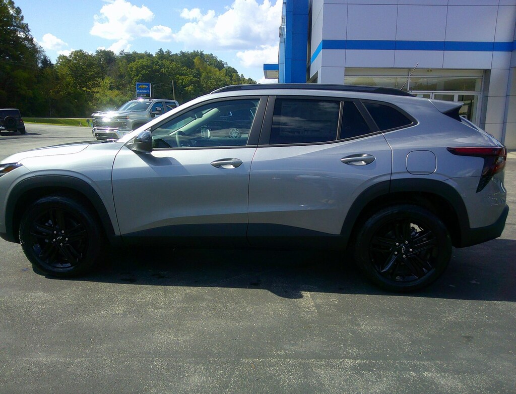 New 2026 Chevrolet Trax ACTIV SUV