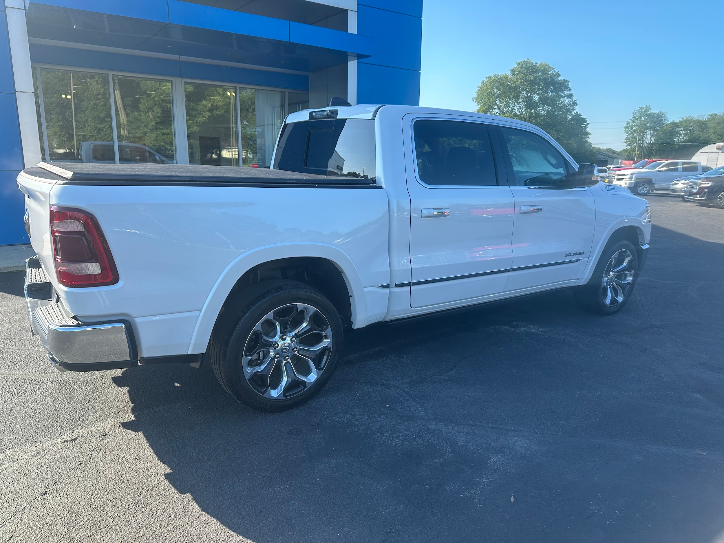 Used 2021 RAM Ram 1500 Pickup Limited with VIN 1C6RREHT8MN753008 for sale in Delphi, IN