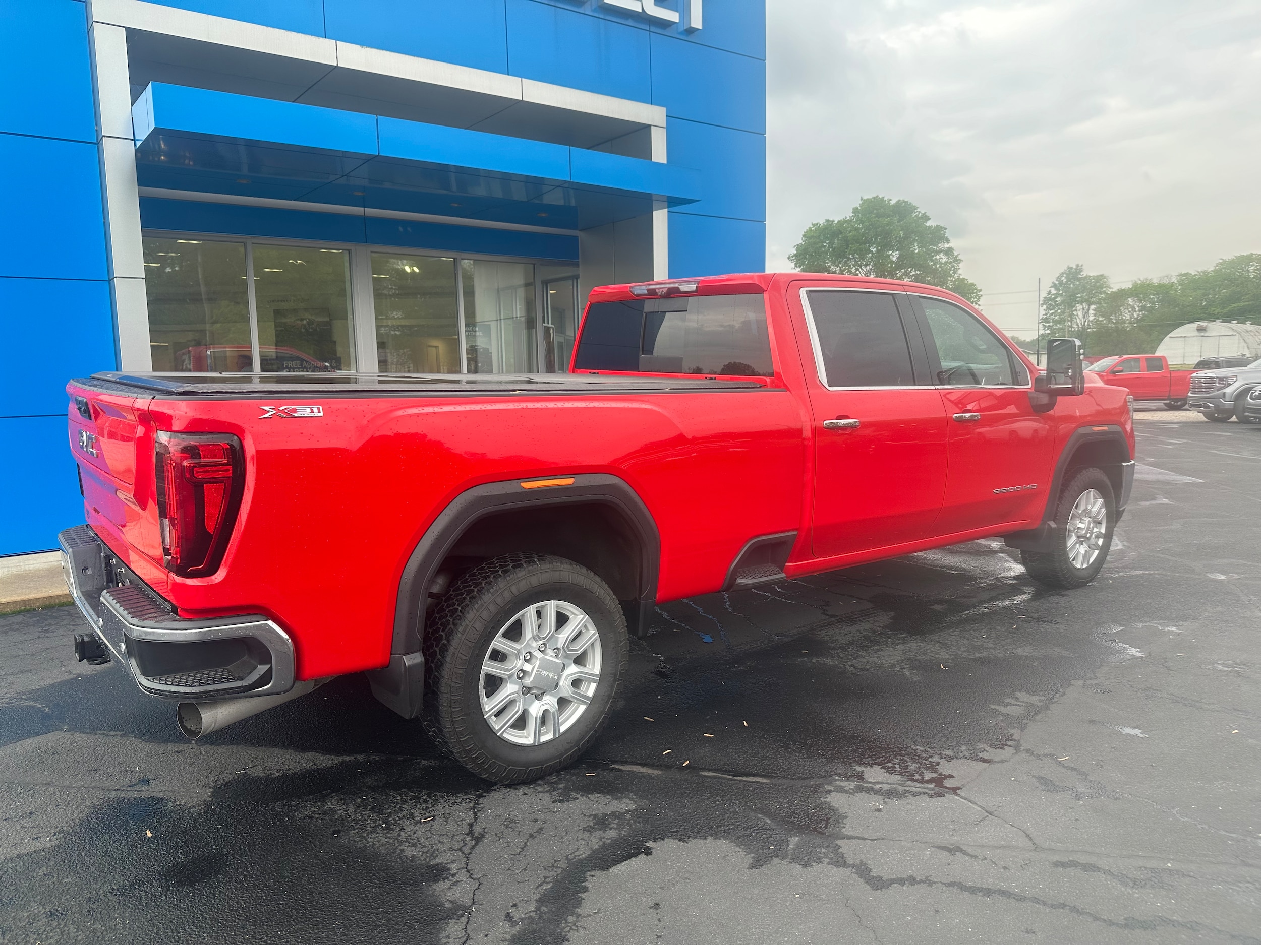 Used 2020 GMC Sierra 3500HD SLT with VIN 1GT49UEY0LF171345 for sale in Delphi, IN