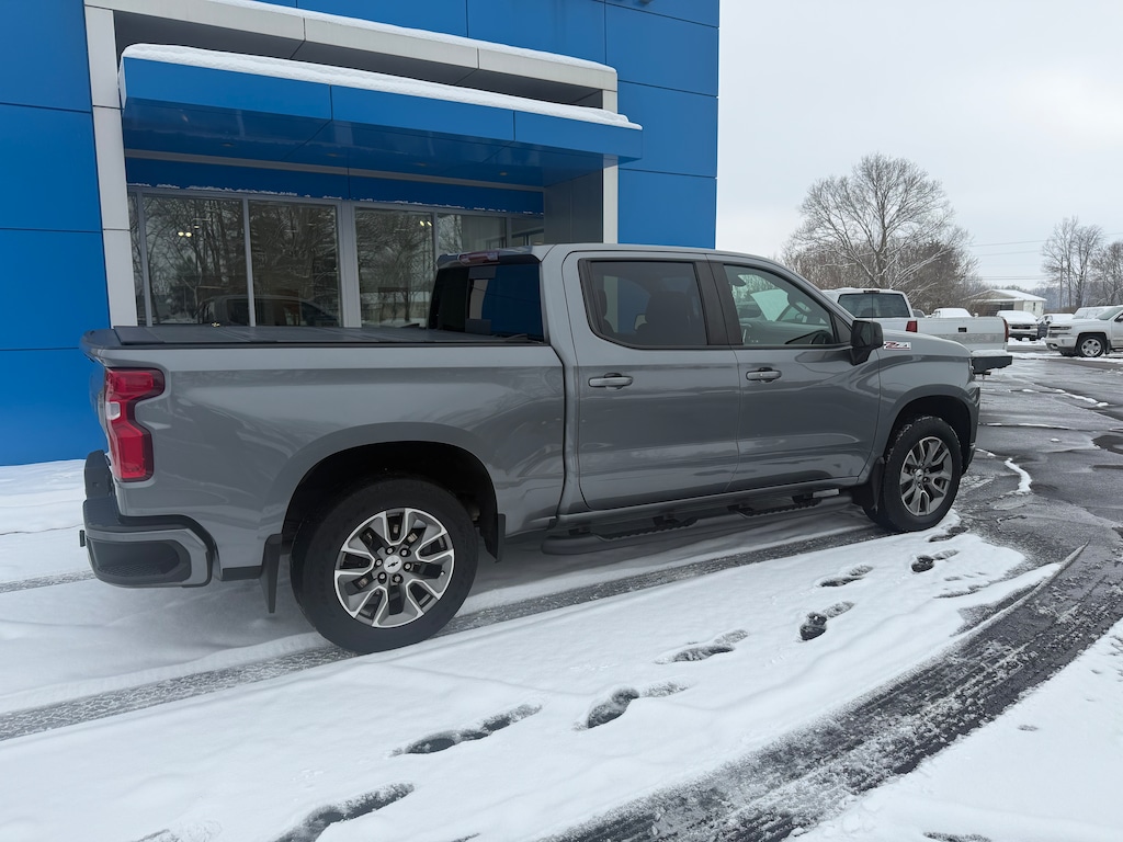 Used 2021 Chevrolet Silverado 1500 RST Truck