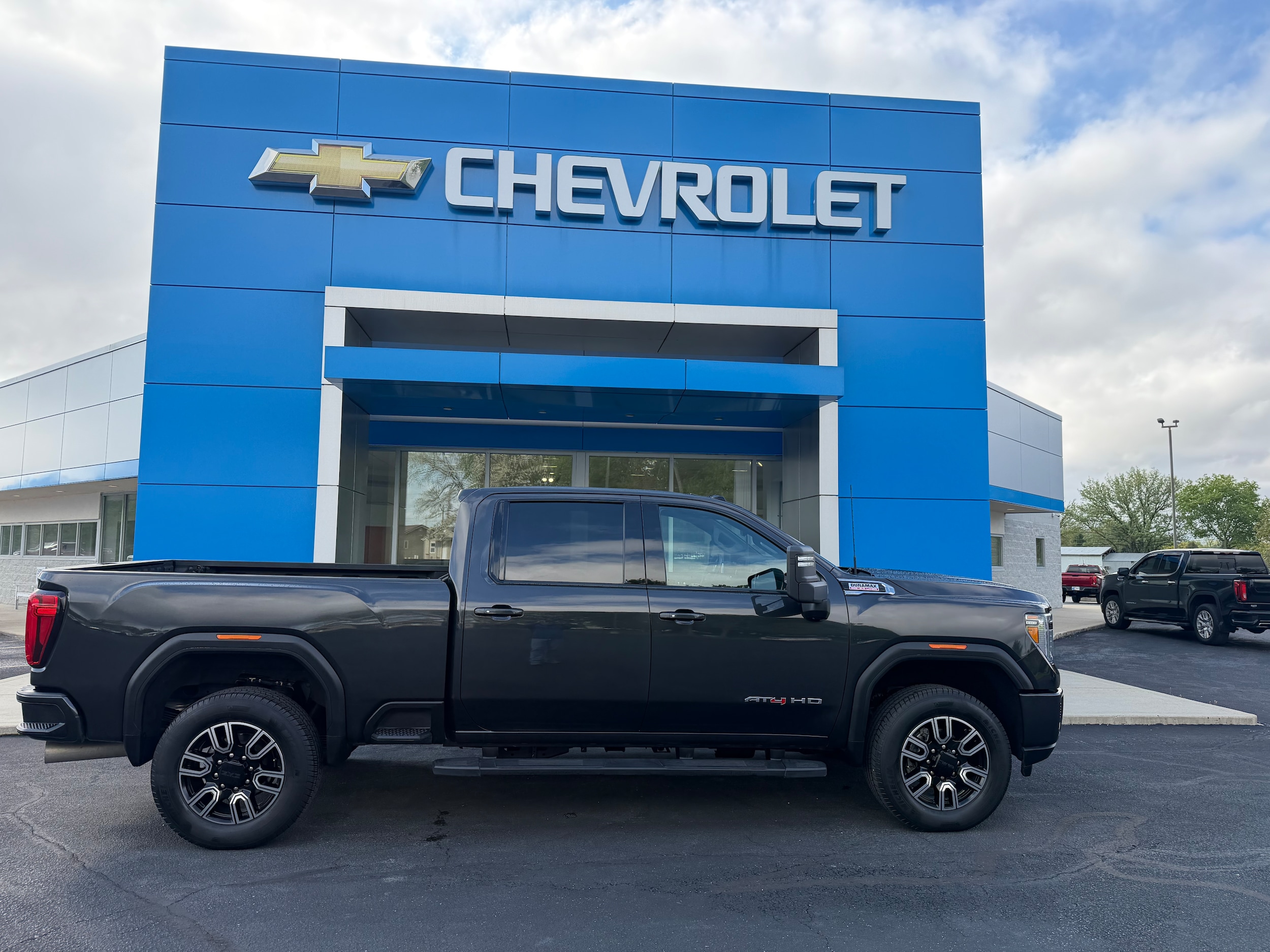 2020 GMC Sierra 4WD Crew Cab Standard Box AT4's photo