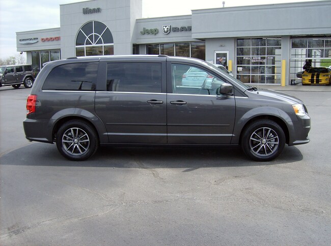 Used 2017 Dodge Grand Caravan SXT For Sale | Maysville KY