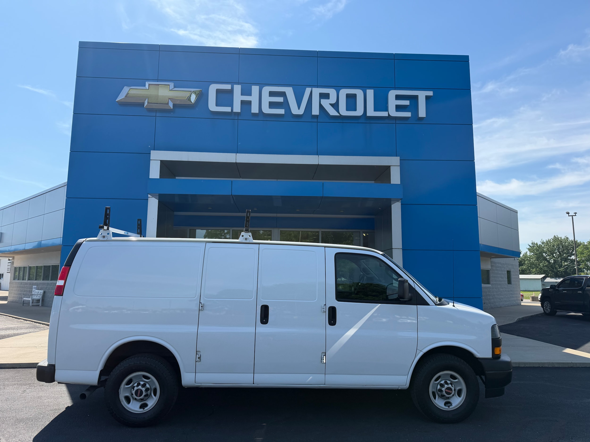 2019 GMC Savana 2500's photo