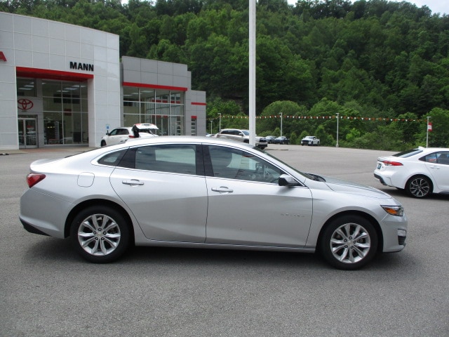 Used 2021 Chevrolet Malibu 1LT with VIN 1G1ZD5ST5MF001740 for sale in Prestonsburg, KY