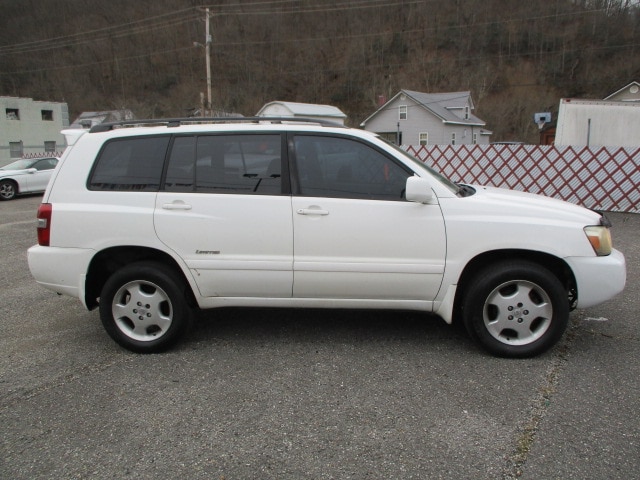 Used 2006 Toyota Highlander Limited with VIN JTEEP21A260185631 for sale in Prestonsburg, KY