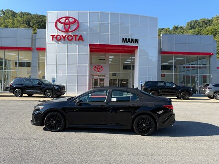 2026 Toyota Camry SE Sedan