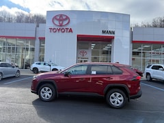 2025 Toyota RAV4 LE SUV