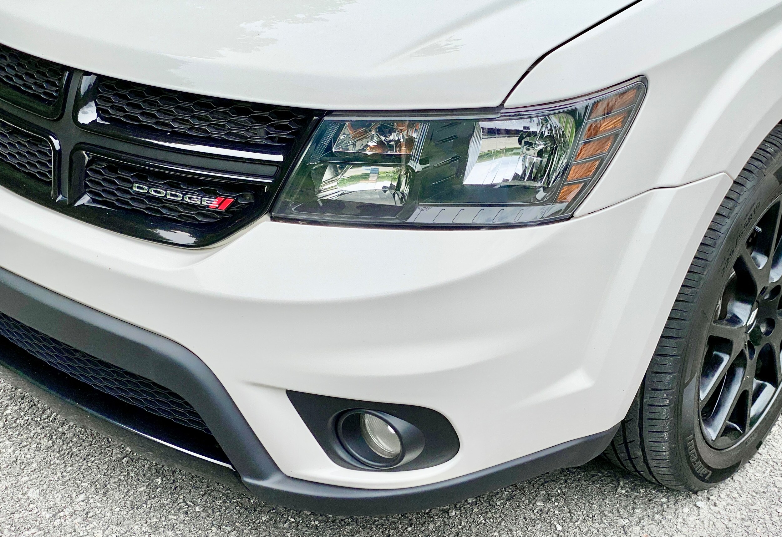 2019 Dodge Journey SE photo 2