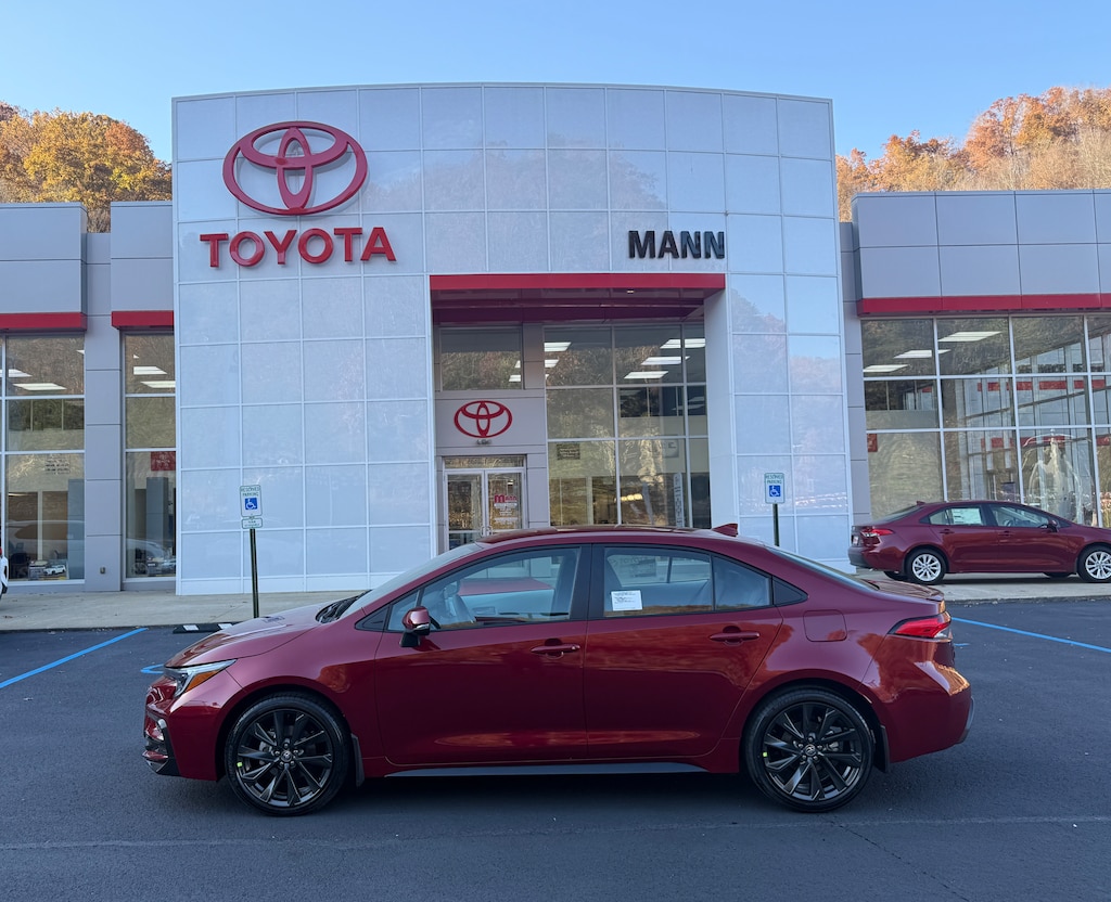 New 2026 Toyota Corolla SE Sedan