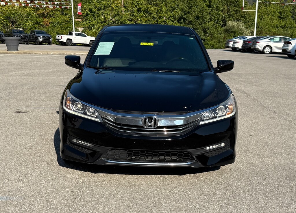 Used 2017 Honda Accord Sport SE Sedan