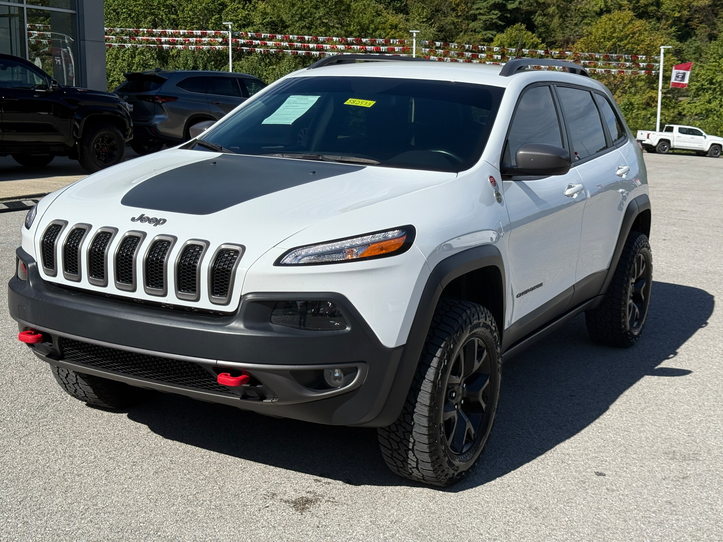 2017 Jeep Cherokee Trailhawk photo 3