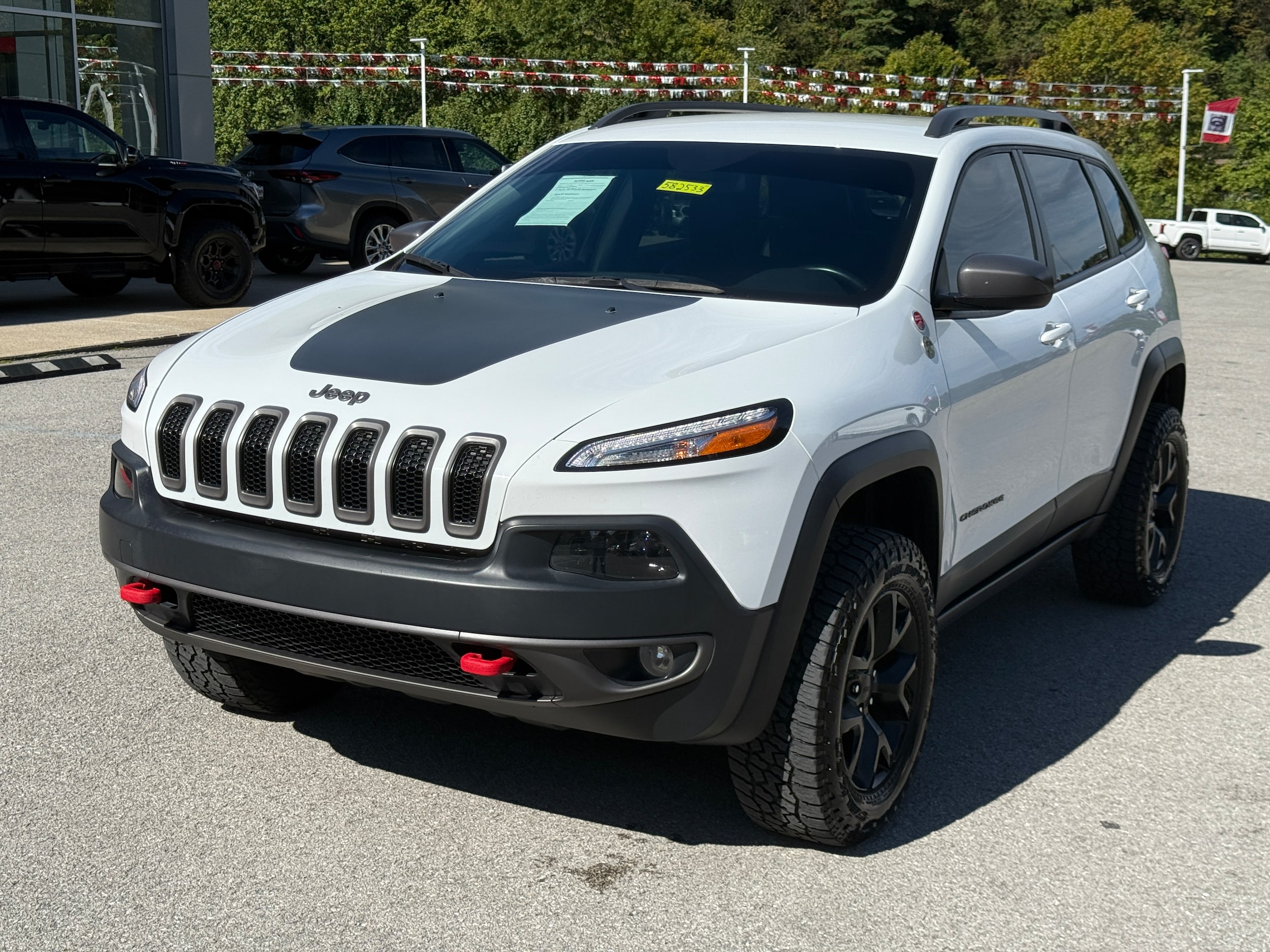 2017 Jeep Cherokee Trailhawk photo 4