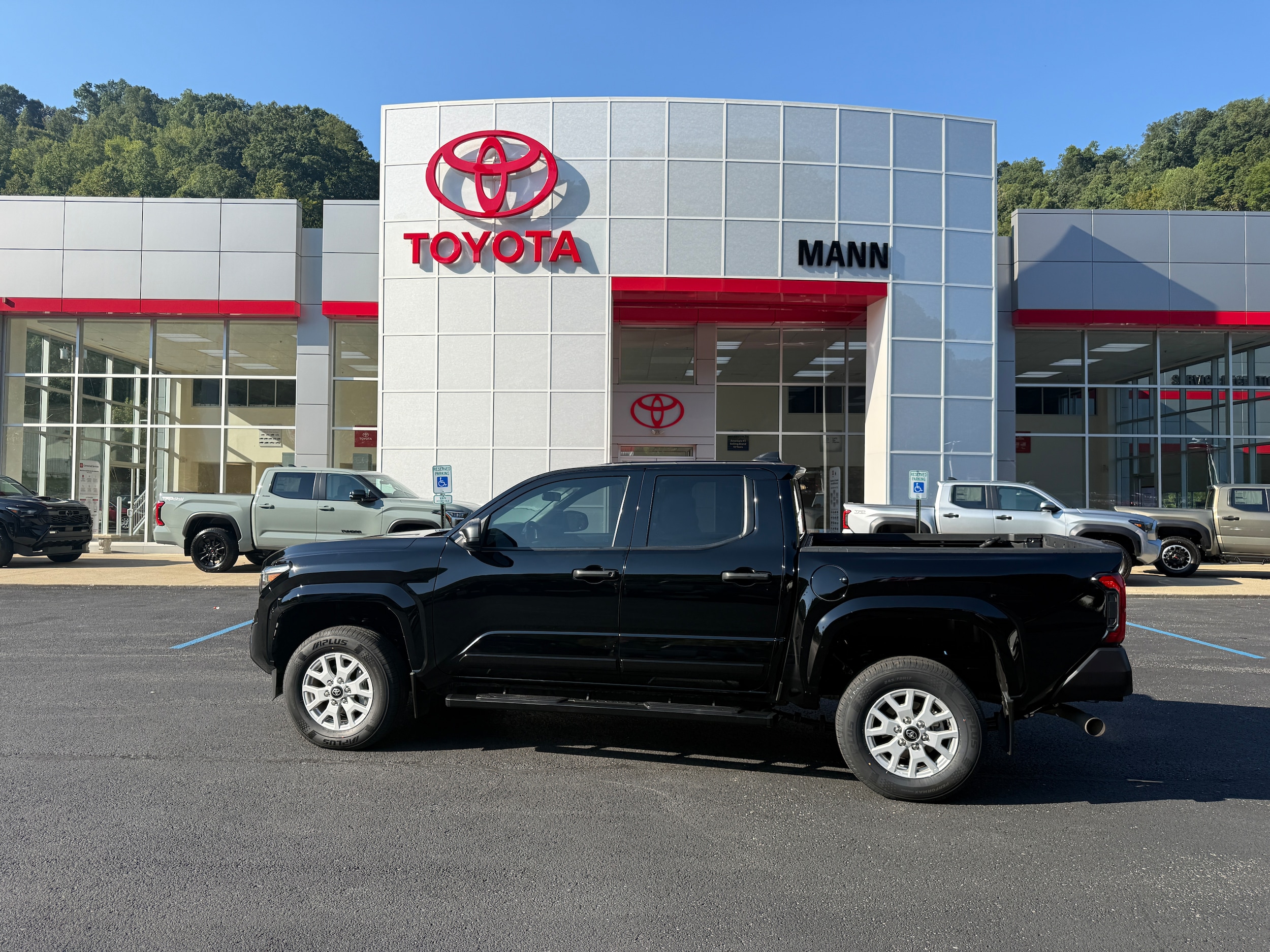 2024 Toyota Tacoma SR