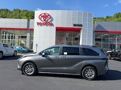 2026 Toyota Sienna XLE Van Passenger Van