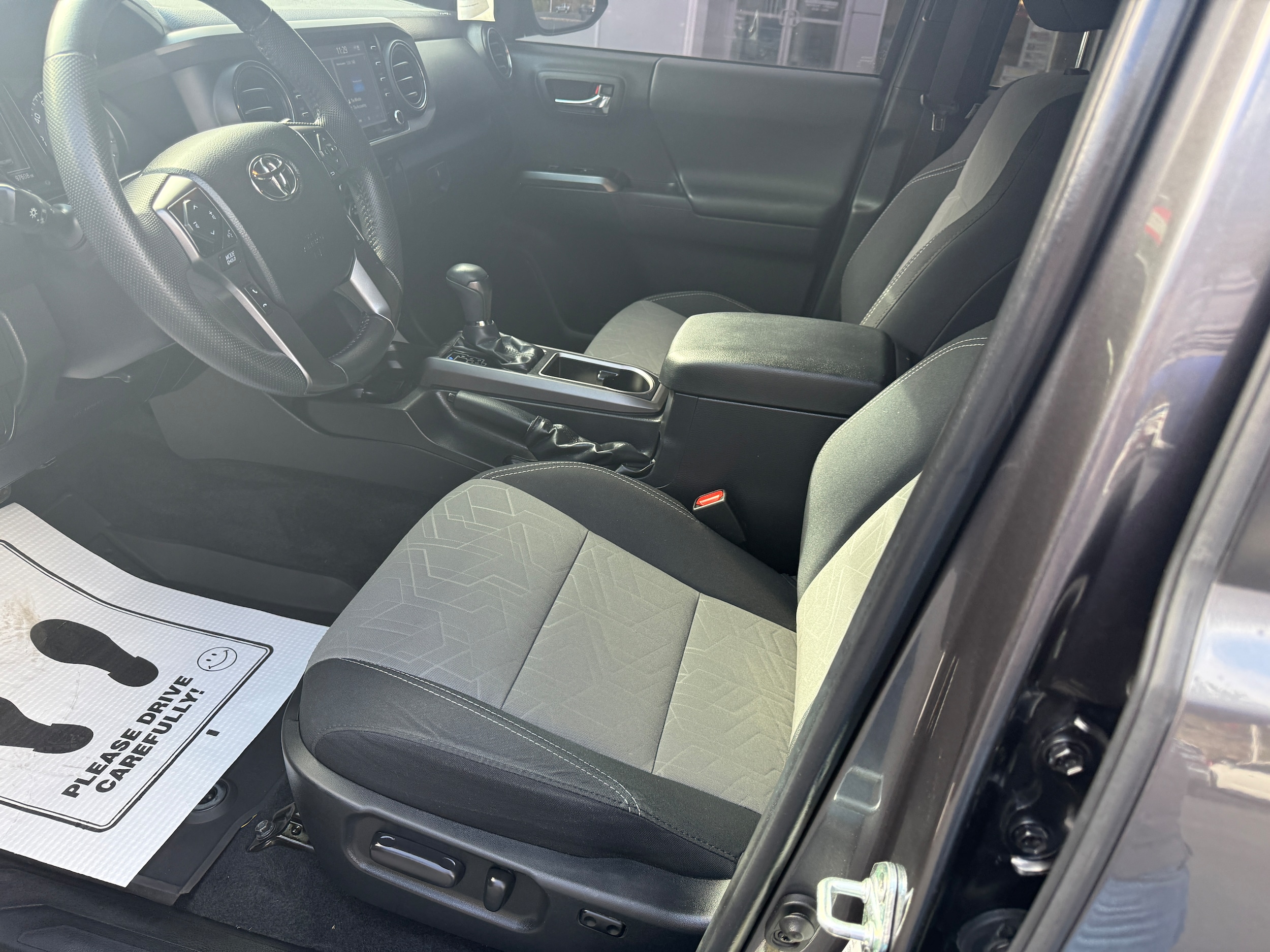 2022 Toyota Tacoma TRD Sport - Photo 14