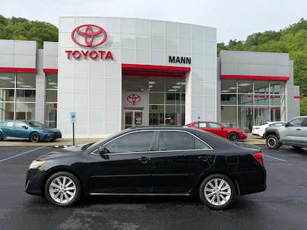 2013 Toyota Camry XLE Sedan