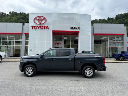 2022 Chevrolet Silverado 1500 LTD RST Truck Crew Cab