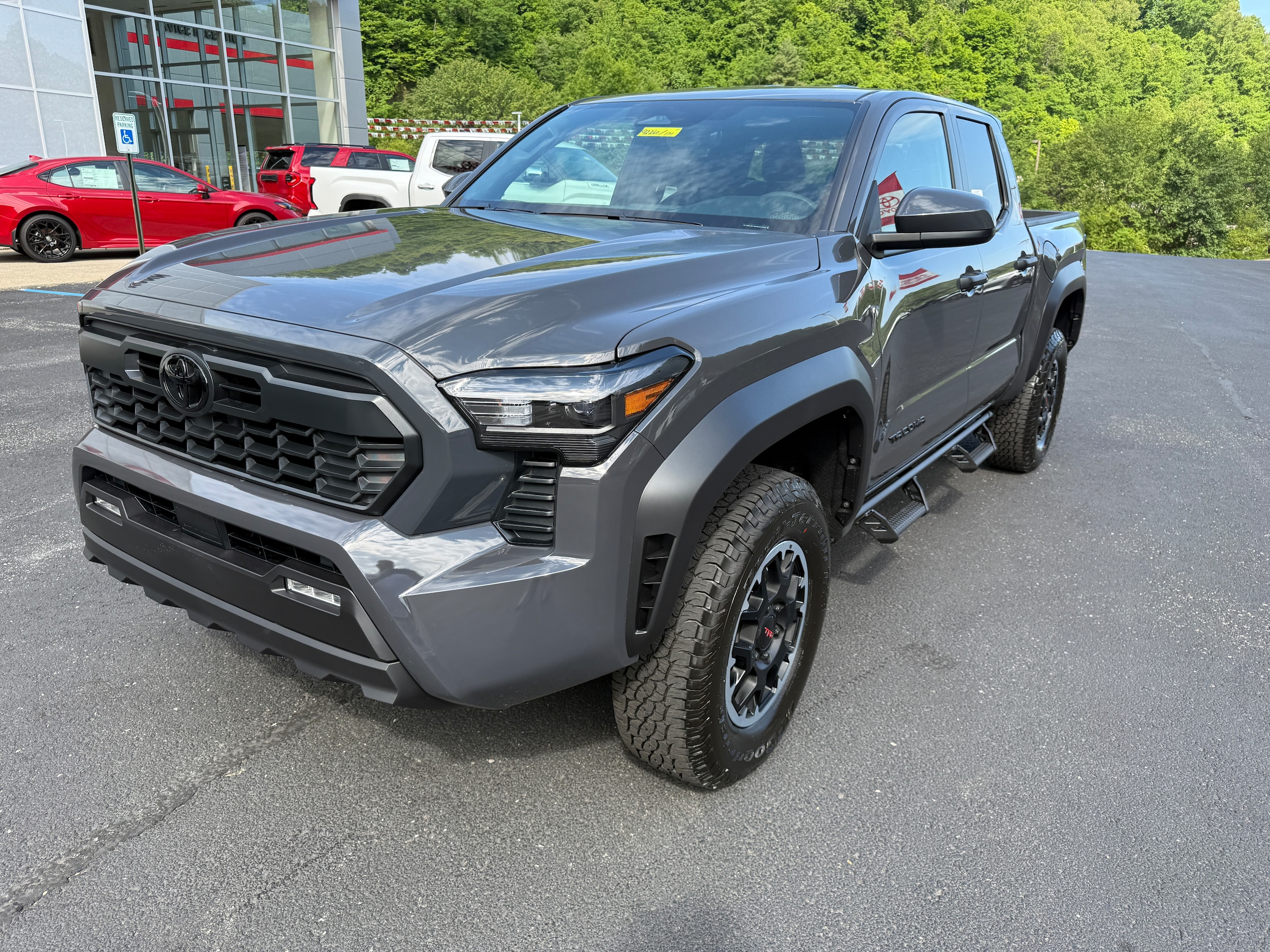 View vehicle photo 3