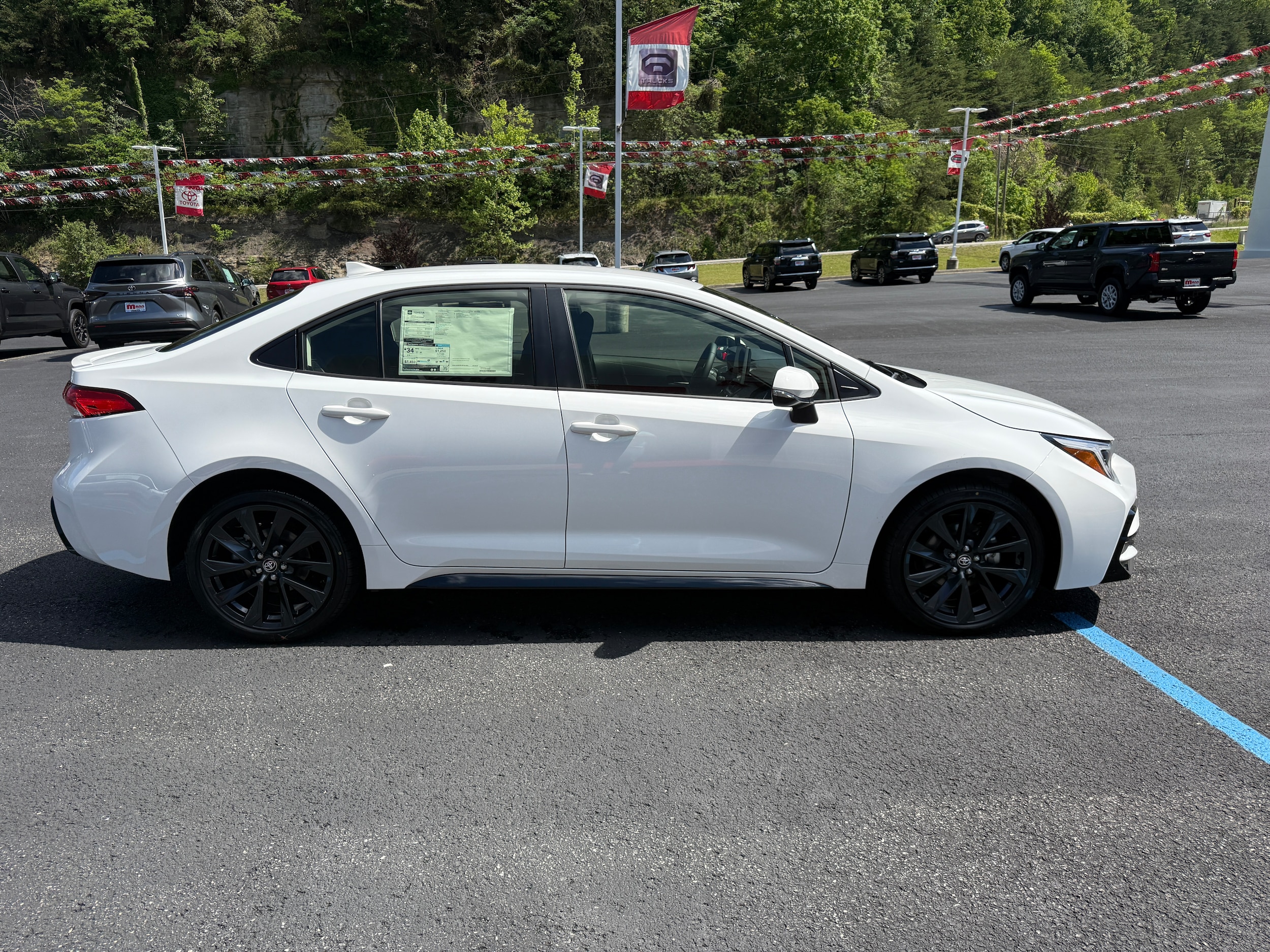 View vehicle photo 6