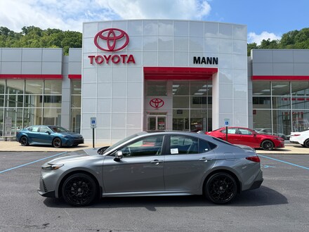 2026 Toyota Camry SE Sedan