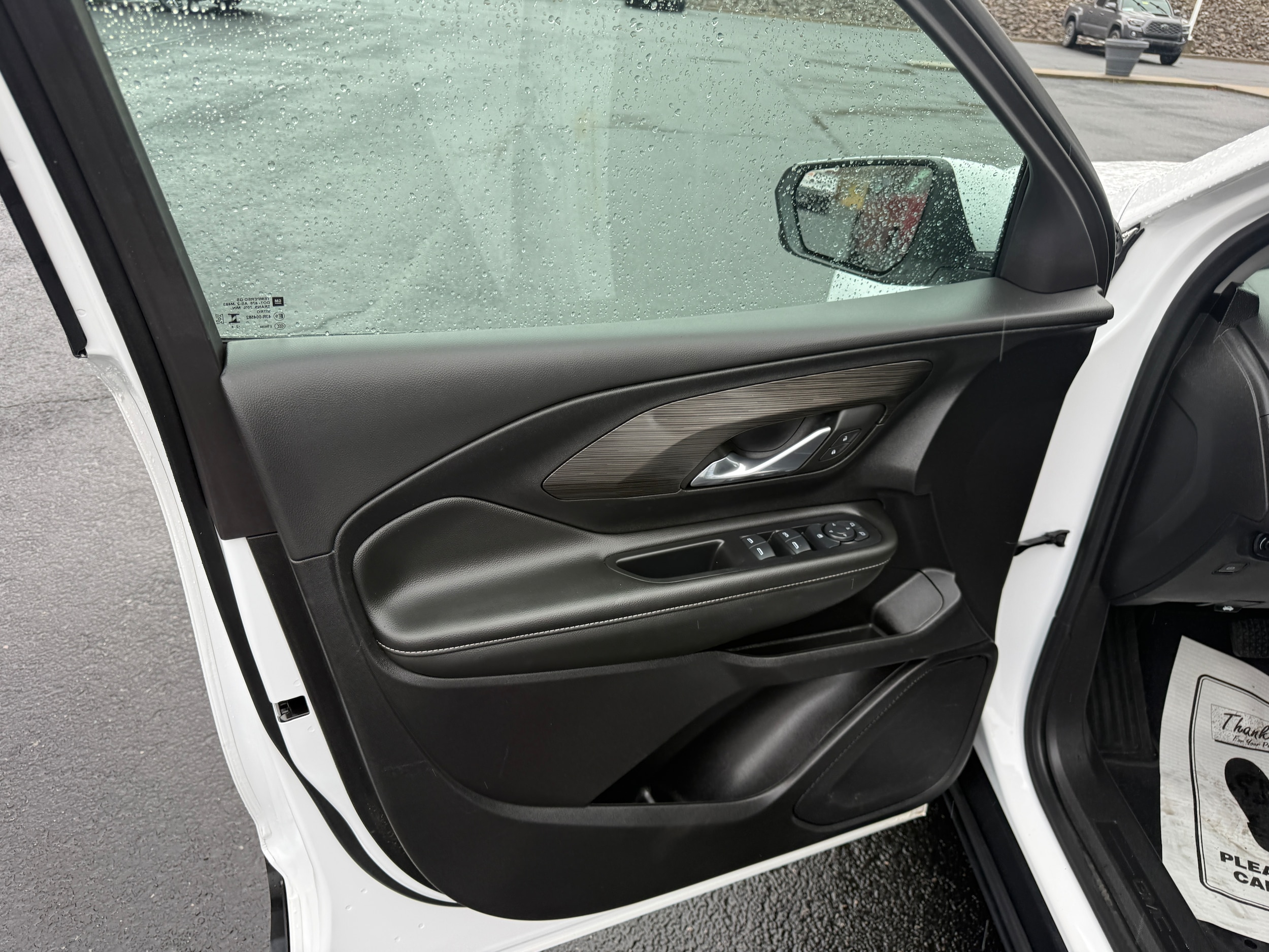 2024 GMC Terrain SLE - Photo 13
