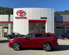 New 2023 Toyota Highlander for sale or lease in Prestonsburg, KY