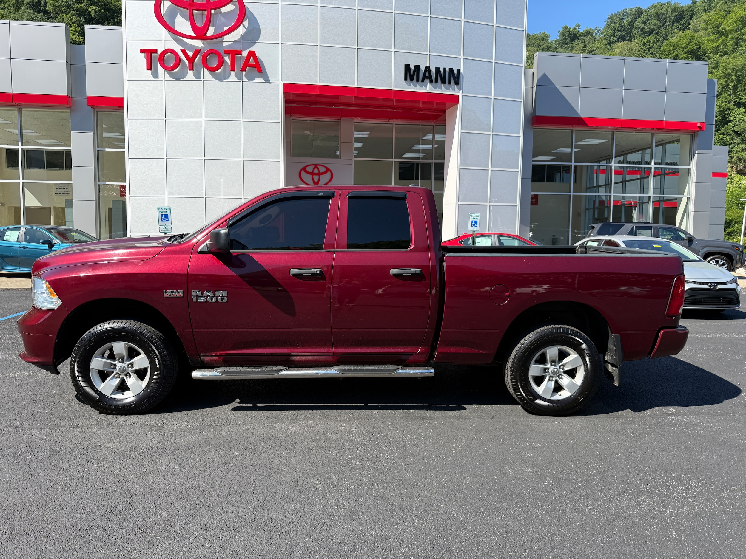 Used 2017 RAM Ram 1500 Pickup Express with VIN 1C6RR7FT2HS560214 for sale in Prestonsburg, KY
