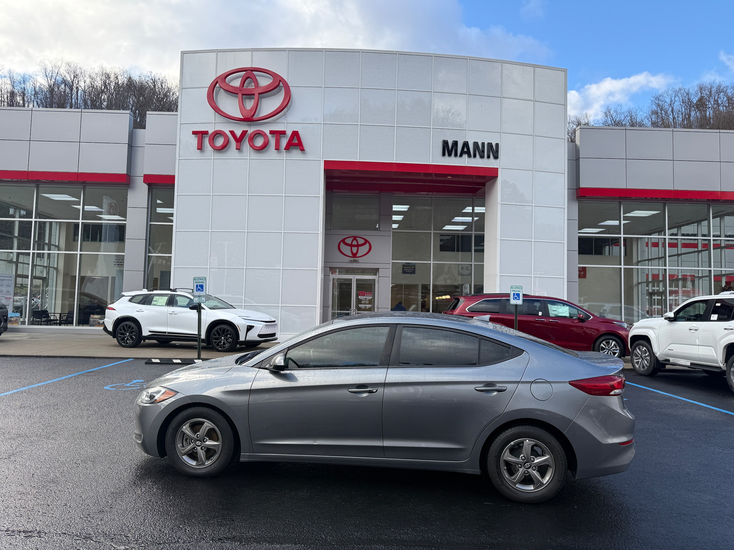 2018 Hyundai Elantra Eco's photo