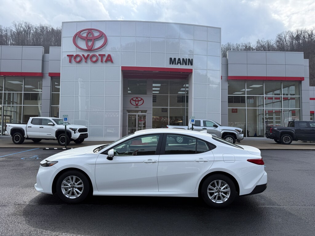 New 2026 Toyota Camry LE Sedan