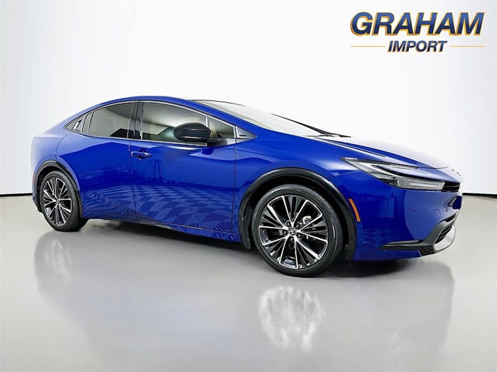 Used 2023 Toyota Prius XLE Compact Car