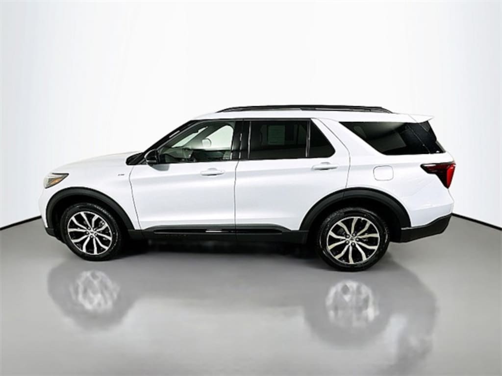 New 2026 Ford Explorer ST-Line SUV