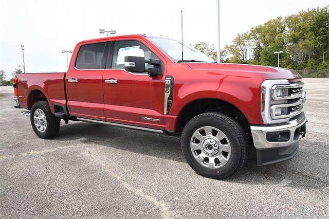 2025 Ford F-350 Super Duty Lariat's photo