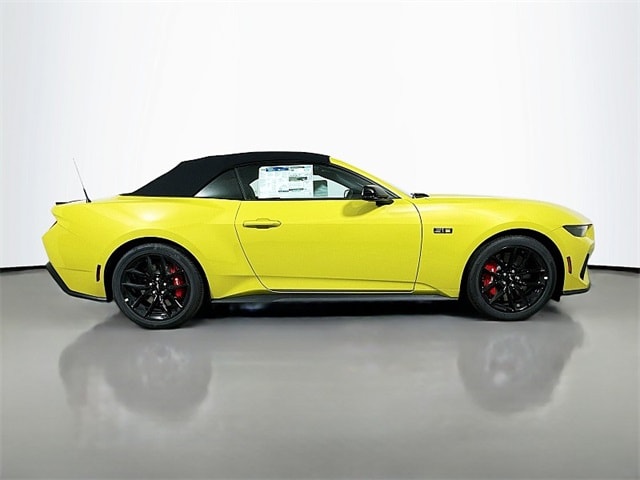 2025 Ford Mustang GT Premium Convertible - Photo 8