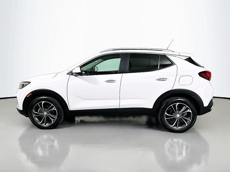 2022 Buick Encore GX Select photo 2