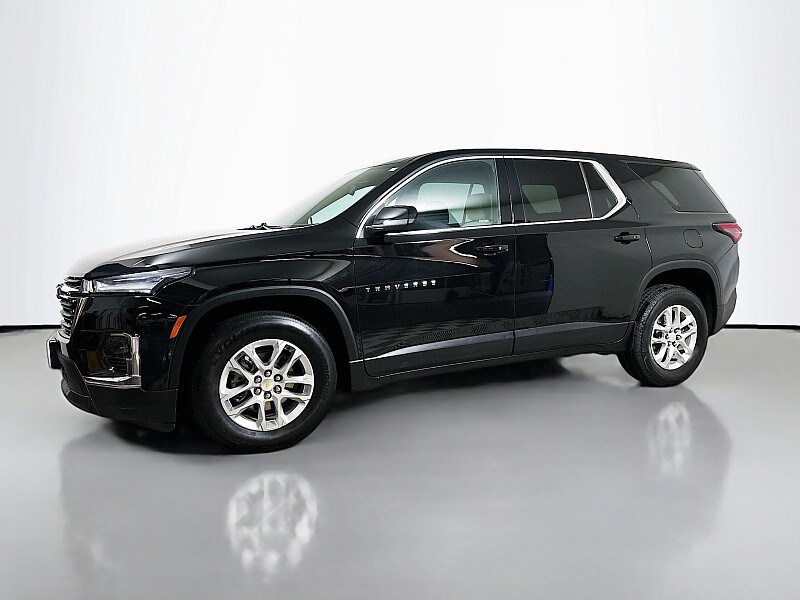 2022 Chevrolet Traverse 1LS photo 3