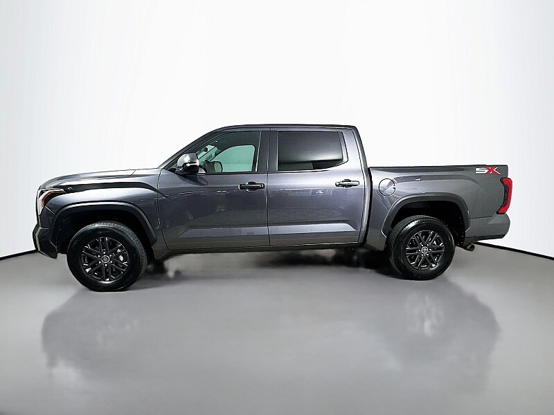 2024 Toyota Tundra SR5 CrewMax photo 4