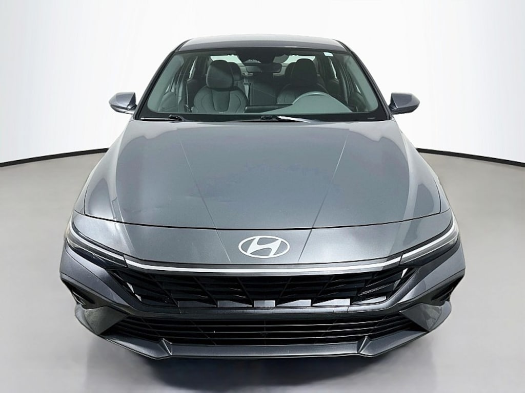 Used 2024 Hyundai Elantra SEL Mid-Size Car