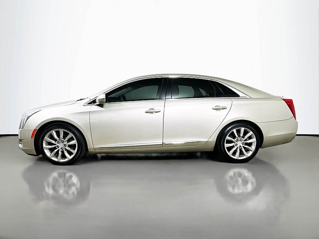 Used 2016 Cadillac XTS Luxury Collection Full-Size Car
