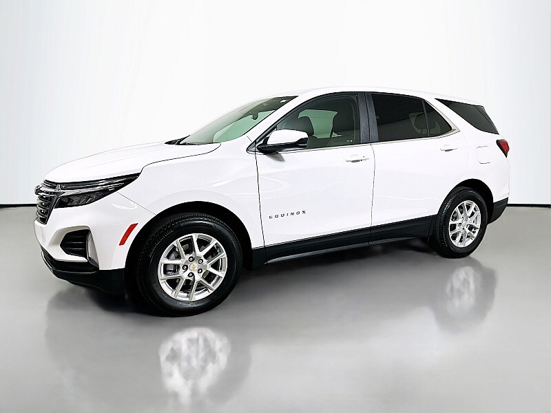 2024 Chevrolet Equinox LT photo 3