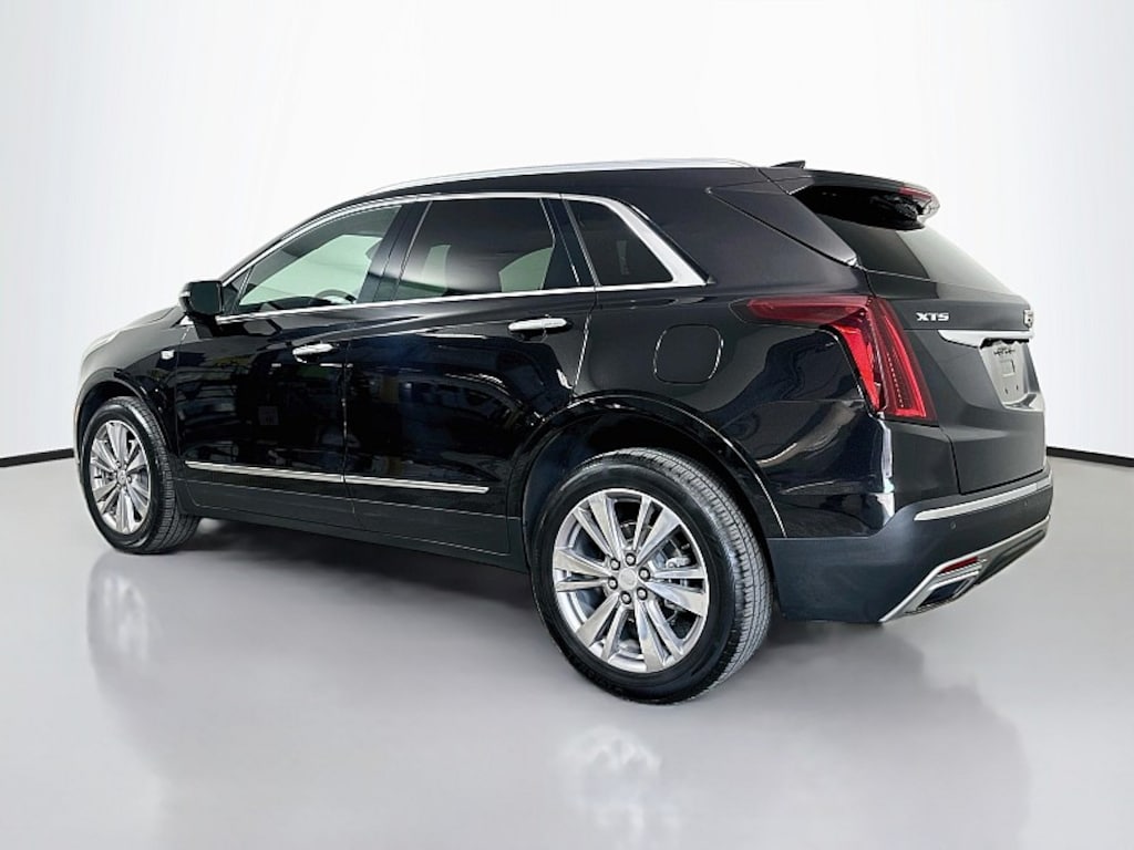 Used 2025 Cadillac XT5 FWD Premium Luxury Compact SUV