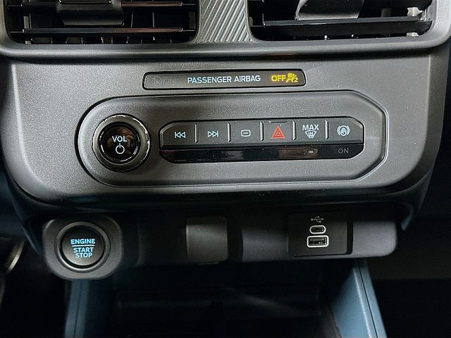 2025 Ford Maverick XLT - Photo 15