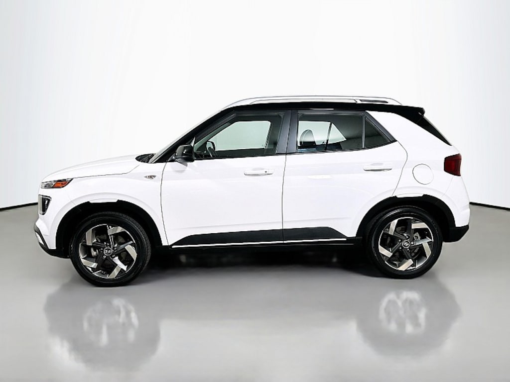 Used 2022 Hyundai Venue Limited Compact SUV