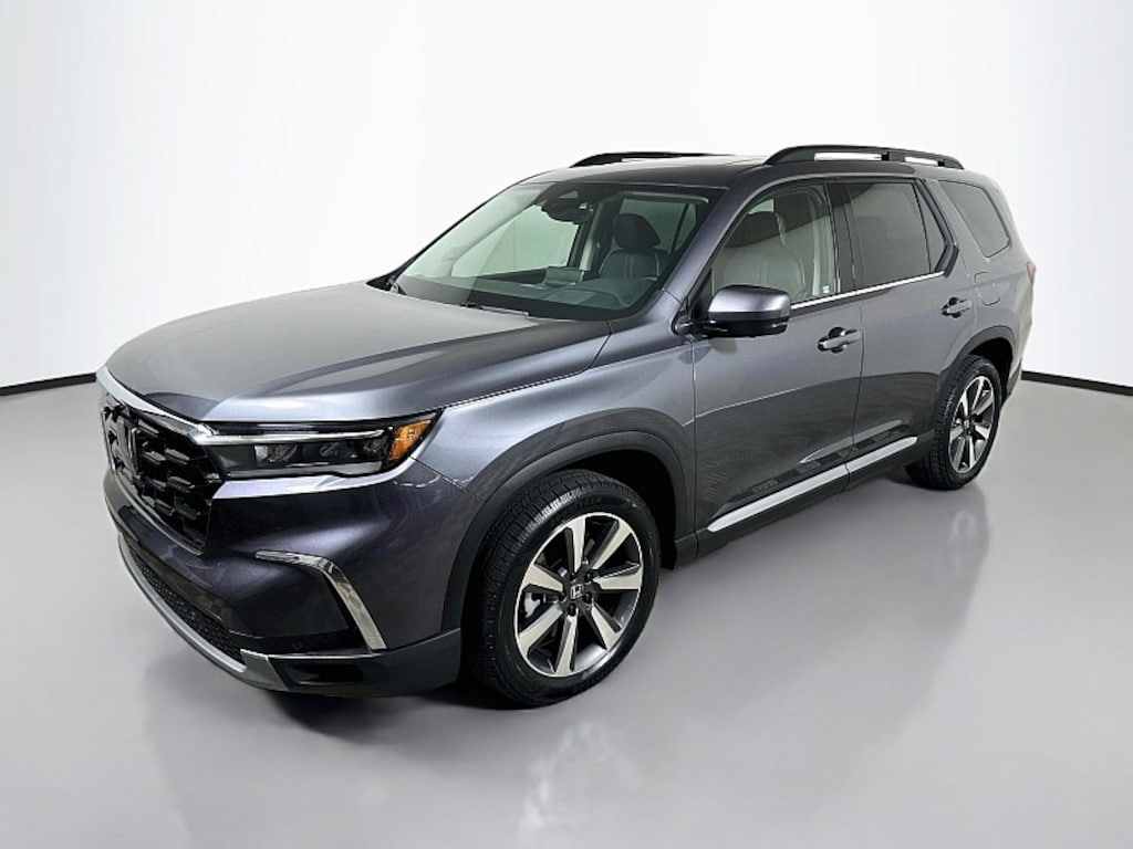 Used 2024 Honda Pilot Elite Full Size SUV