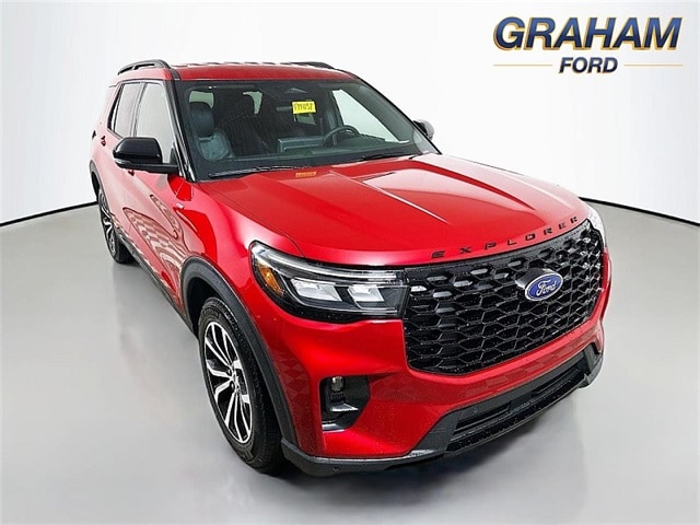 2026 Ford Explorer ST-LINE's photo