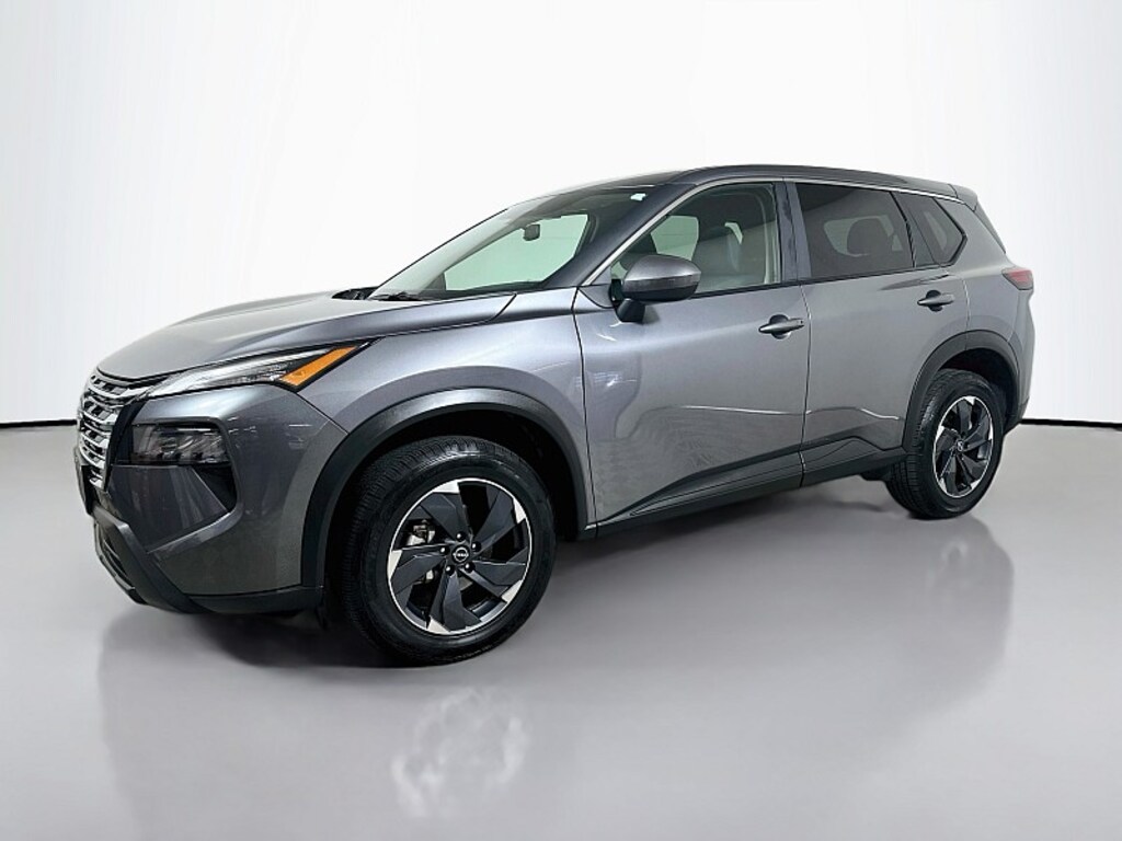 Used 2025 Nissan Rogue SV Crossover SUV