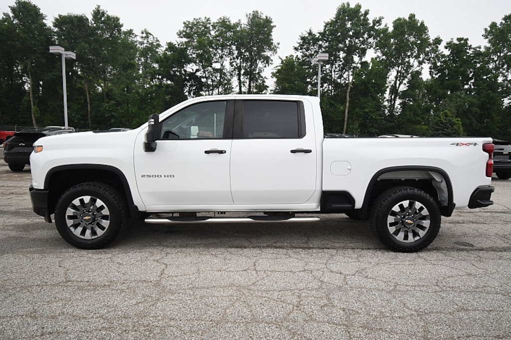 Used 2022 Chevrolet Silverado 2500HD 4WD Custom Full Size Truck